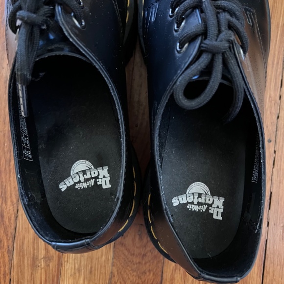 DR. MARTENS 1461 SMOOTH LEATHER PLATFORM SIZE 10 - Picture 4 of 7